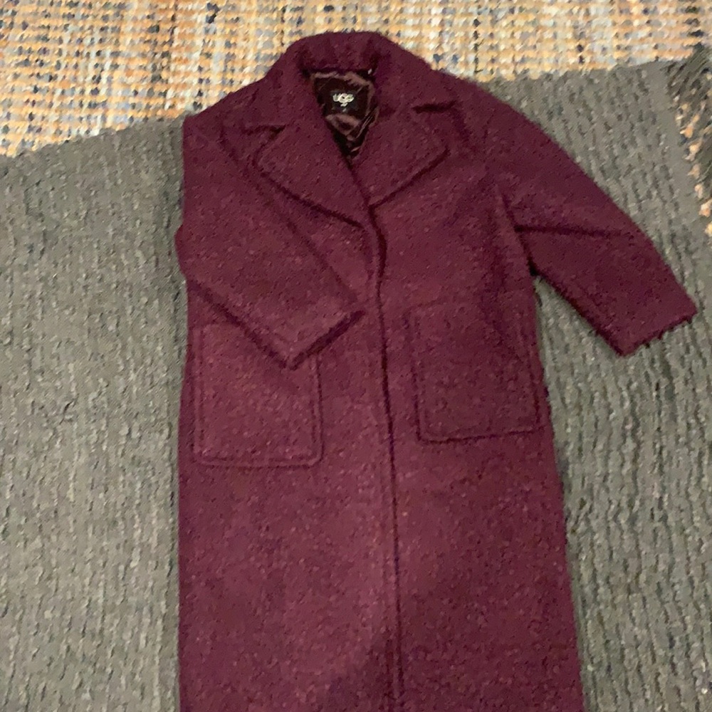Adorable BNWT Ugg Hattie oversized coat size Small